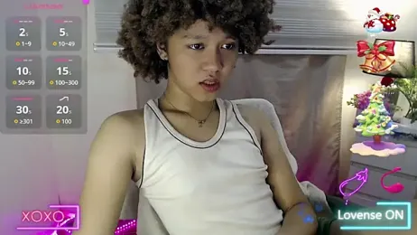 yourfavdollyxxx webcam stripchat model stream image