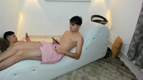 YouBratty2 webcam model stream image