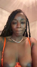 Chocolate_Fun_ webcam model stream image