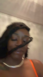 Chocolate_Fun_ webcam model stream image