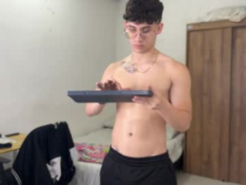 kisan_smith webcam model stream image