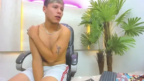 Nightmare_Voy webcam model stream image