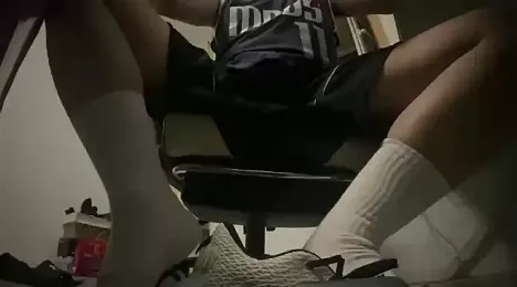 Ellank webcam model stream image