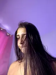 Alice777_ webcam stripchat model stream image