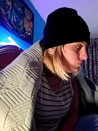 KITTYBOOBOOFUXX webcam stripchat model stream image