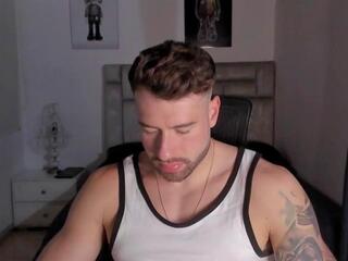Mike Skip webcam model stream image