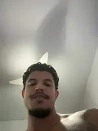 Sanicrt webcam model stream image