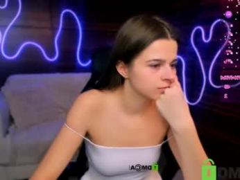 evi_angel webcam model stream image