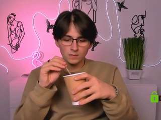 azen-rush webcam model stream image