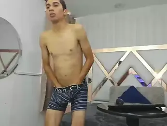 MiaANDrony webcam model stream image