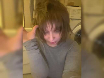 -peDoVo4ka228- webcam model stream image