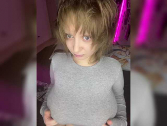 -peDoVo4ka228- webcam model stream image