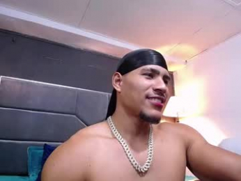 adam_fit19cm webcam chaturbate model stream image