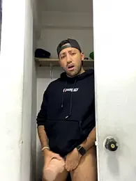 JuanZapata33 webcam model stream image