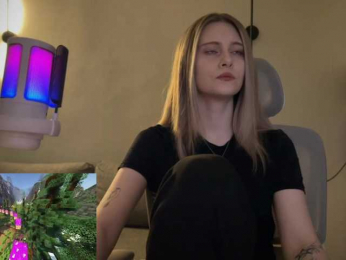 HeyRina webcam model stream image