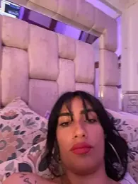Tashi7 webcam stripchat model stream image
