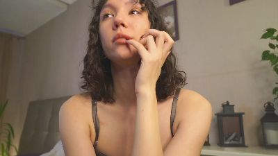 EasterBagg webcam model stream image