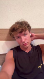 Oliver_Enzo webcam model stream image