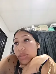 Rous-squir webcam model stream image