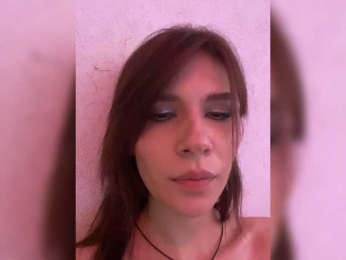 TgWowkisse webcam bongacams model stream image