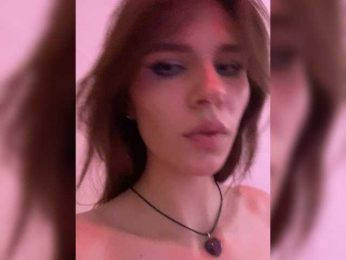 TgWowkisse webcam model stream image