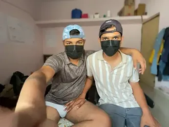 jellypuffie_22 webcam stripchat model stream image