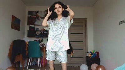 AdriaMoehring webcam model stream image