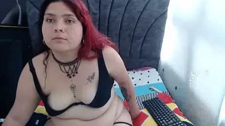 CurvyLust_ webcam model stream image