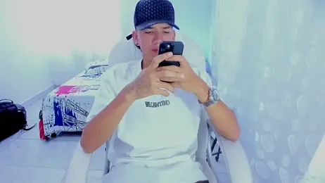maxthomson_boy webcam model stream image