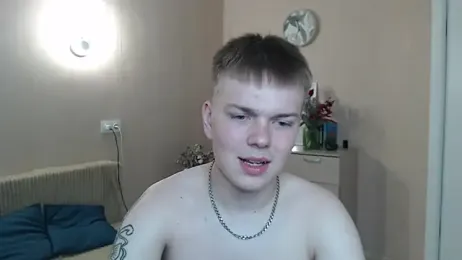 Mallfoyy webcam model stream image