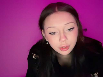 TinnyKitty webcam bongacams model stream image