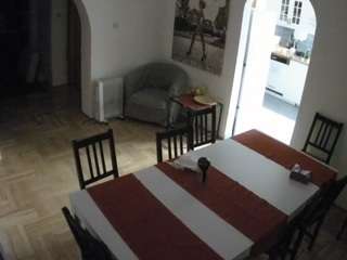 voyeurcam-julmodels-dining webcam model stream image