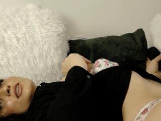Adele Holter webcam model stream image