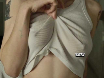 zerotwo_ webcam model stream image