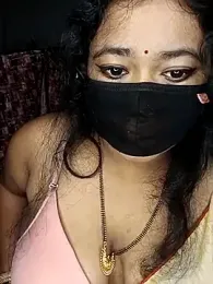 Smile-quien webcam stripchat model stream image
