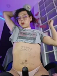 Sweet-SharoKitty webcam model stream image