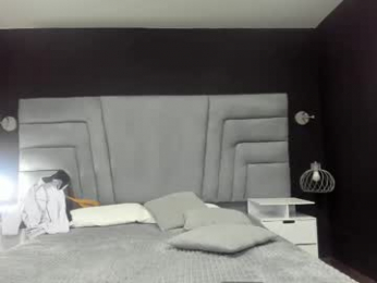 maee_angels webcam model stream image