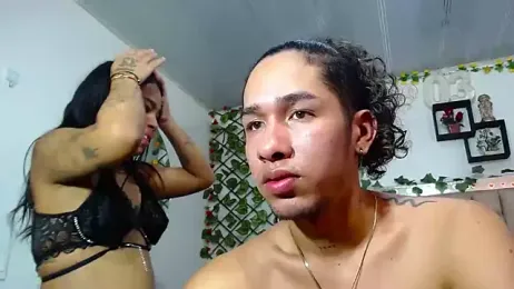 Mollyxdamiam webcam stripchat model stream image