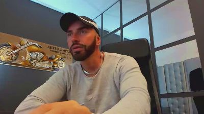 AronGrant webcam model stream image