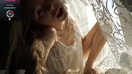 _Phantom_thread_ webcam stripchat model stream image