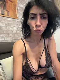 Yasmiinee webcam model stream image