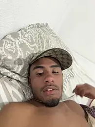 Otavio_01 webcam stripchat model stream image