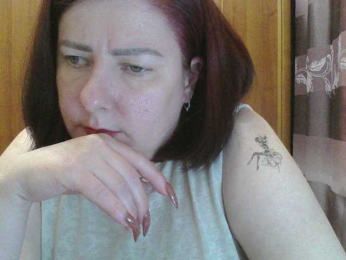 SophieNightAh webcam model stream image