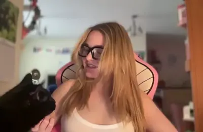 pinkie_piexx webcam model stream image