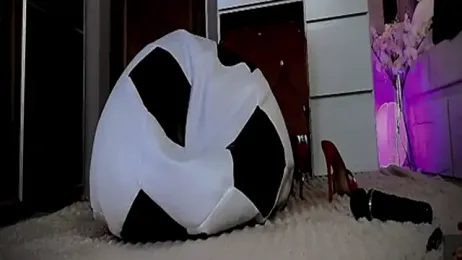 Luxya69 webcam stripchat model stream image