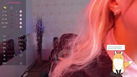 Alice_here webcam model stream image