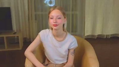 PrimroseBody webcam cam4 model stream image