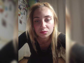 MilkyGirl webcam model stream image