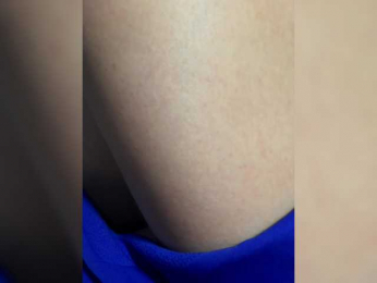 little_pussy webcam model stream image