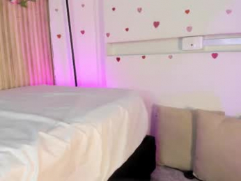 emmaclark_1 webcam model stream image